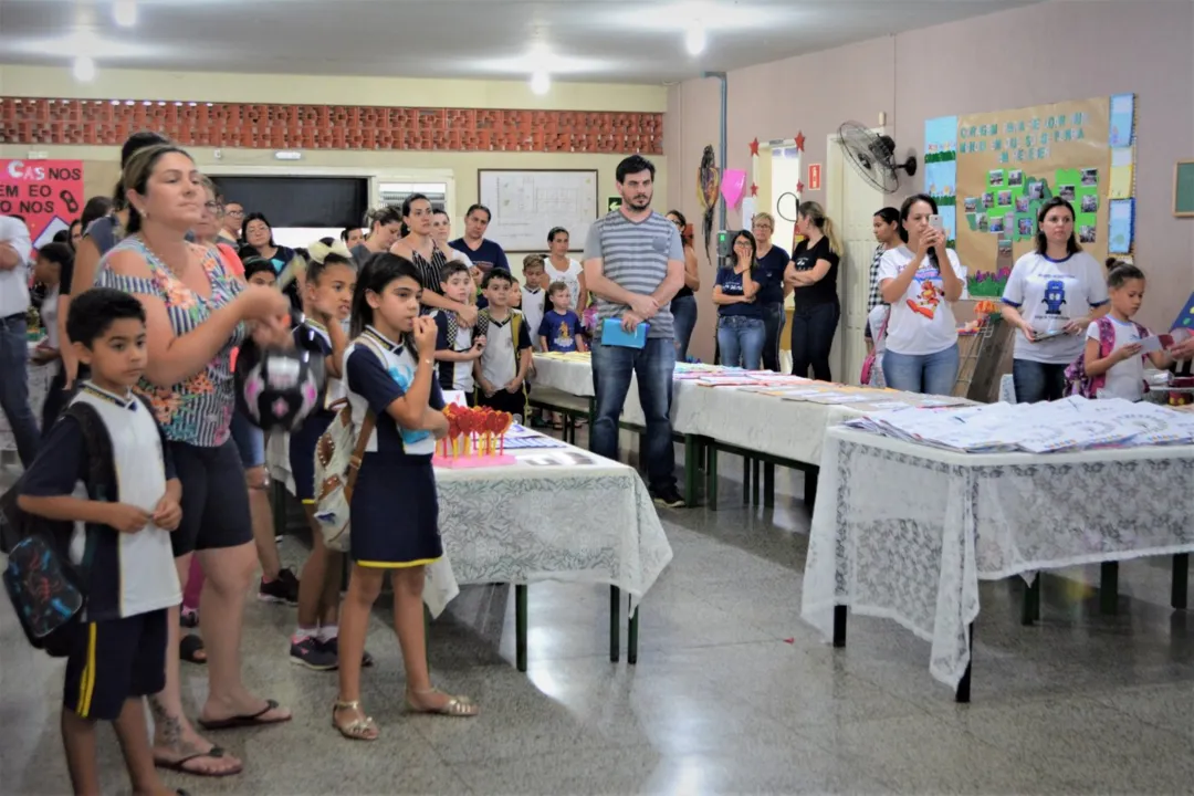 Escola Municipal Profª Nereide Camargo encerra projetos pedagógicos 2019