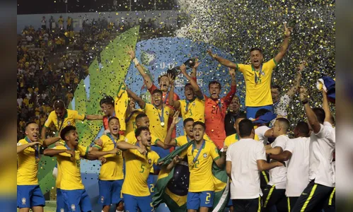 Brasil vence México de virada, com gol nos acréscimos do 2º tempo