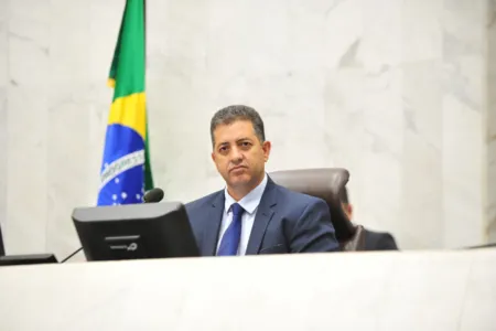 O deputado estadual Cobra Repórter (PSD) é o autor do projeto de lei. (Foto: Assembleia)