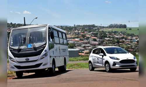 Prefeitura compra veículo para Conselho Tutelar e Micro Ônibus que levará idosos e crianças