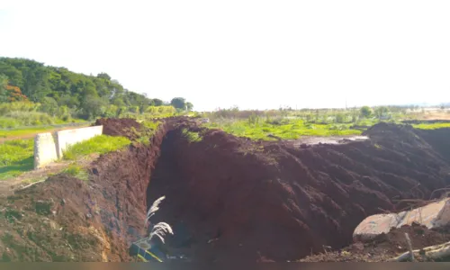 
						
							Concessionária reforça obstáculos na rota alternativa ao pedágio em Arapongas; veja vídeo
						
						