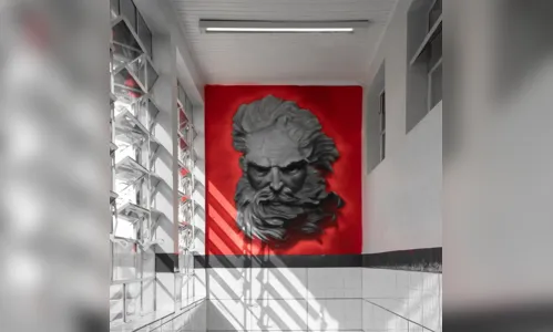 
							Grafiteiro finaliza quatro trabalhos pelas paredes do Colégio Cerávolo; veja as fotos 
						
						
