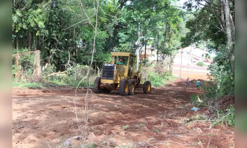Prefeitura de Ivaiporã inicia obras de galerias e asfalto nas ruas atrás do Colégio Mater