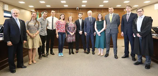 Justiça Eleitoral do Paraná lança Parlamento Universitário