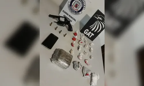 GM de Arapongas apreende drogas e arma