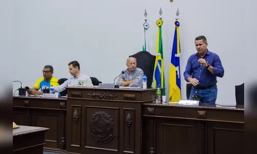 Vereadores assumem projeto dos fogos de artifício em Arapongas