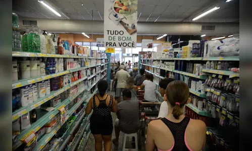 Confiança do Comércio recua 0,6 ponto em novembro