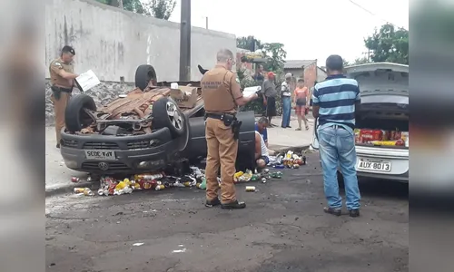 Ladrões invadem casa, furtam carro, bebidas e depois se envolvem em acidente; veja vídeo