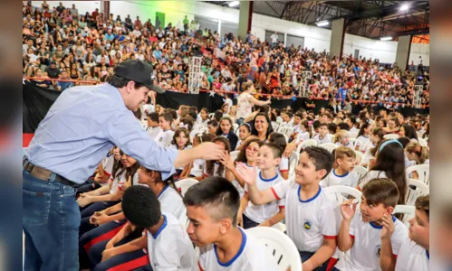 
							Olimpíada Brasileira de Astronomia premia 1.434 alunos da rede municipal de Apucarana
						
						