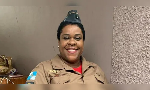 Bombeiros ofendem Cacau Protásio após cena em corporação e ela chora