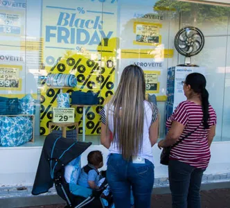 Comércio de Apucarana ficará aberto até as 22 horas nesta sexta-feira (29) (Arquivo TN)