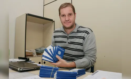 Trabalhadores devem aderir à carteira de trabalho digital