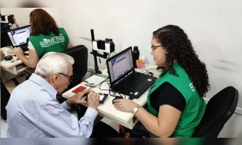 Eleitor com mais de 70 anos também precisa fazer a biometria
