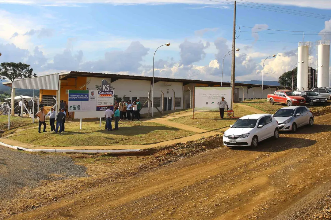 Primeira escola técnica florestal do Brasil, em Ortigueira, abre matrículas