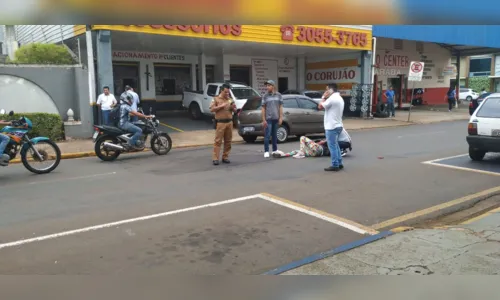 
							Motociclista fica ferida após bater contra traseira de caminhonete, em Arapongas
						
						
