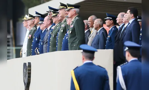 Governo dá aval para comissão reavaliar a previdência de militares