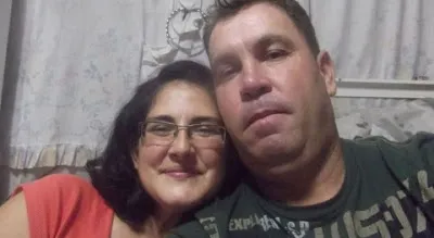 Professora é morta a facadas ao deixar filho na escola em Ponta Grossa; marido é suspeito