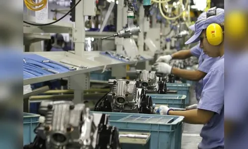 Produção industrial cresce 0,8% em outubro