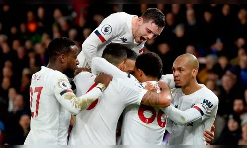 Liverpool divulga inscritos no Mundial e leva força máxima ao Catar