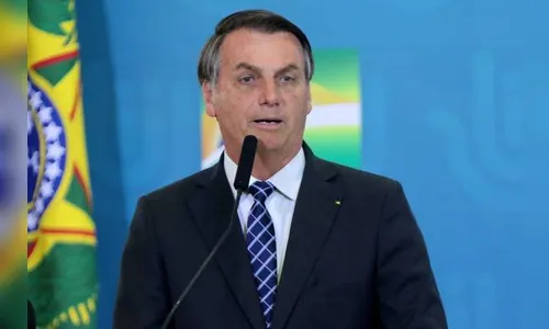 Pesquisa revela que 57% dos brasileiros acreditam ser ruim  Bolsonaro apoiar atos contra o Congresso