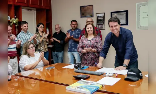 Júnior da Femac assina ordem de serviço para reforma e ampliação de escola no Núcleo João Paulo