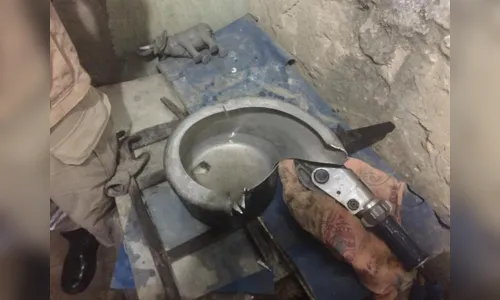 
							Criança fica presa dentro de panela de pressão e é resgatada por Bombeiros no Recife
						
						