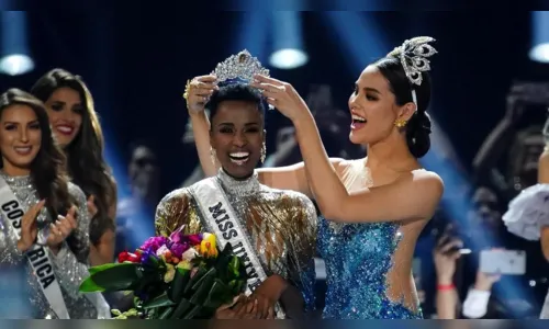 
						
							Candidata da África do Sul, Zozibini Tunzi é eleita Miss Universo 2019
						
						