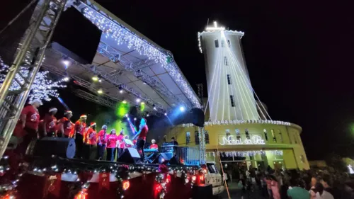 Coral da Copel se apresentou ontem em Jardim Alegre. (Foto: Ivan Maldonado)