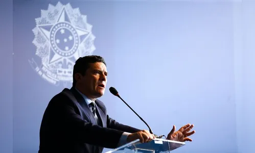 Corrupção abala confiança no regime democrático, diz Moro