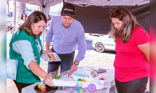 Saúde leva orientações de combate à dengue na Praça Rui Barbosa