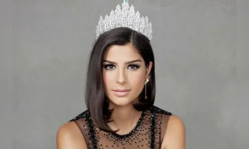 
							Candidata da África do Sul, Zozibini Tunzi é eleita Miss Universo 2019
						
						