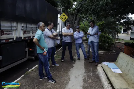 Prefeito Emerson Toledo e equipe da Sanepar