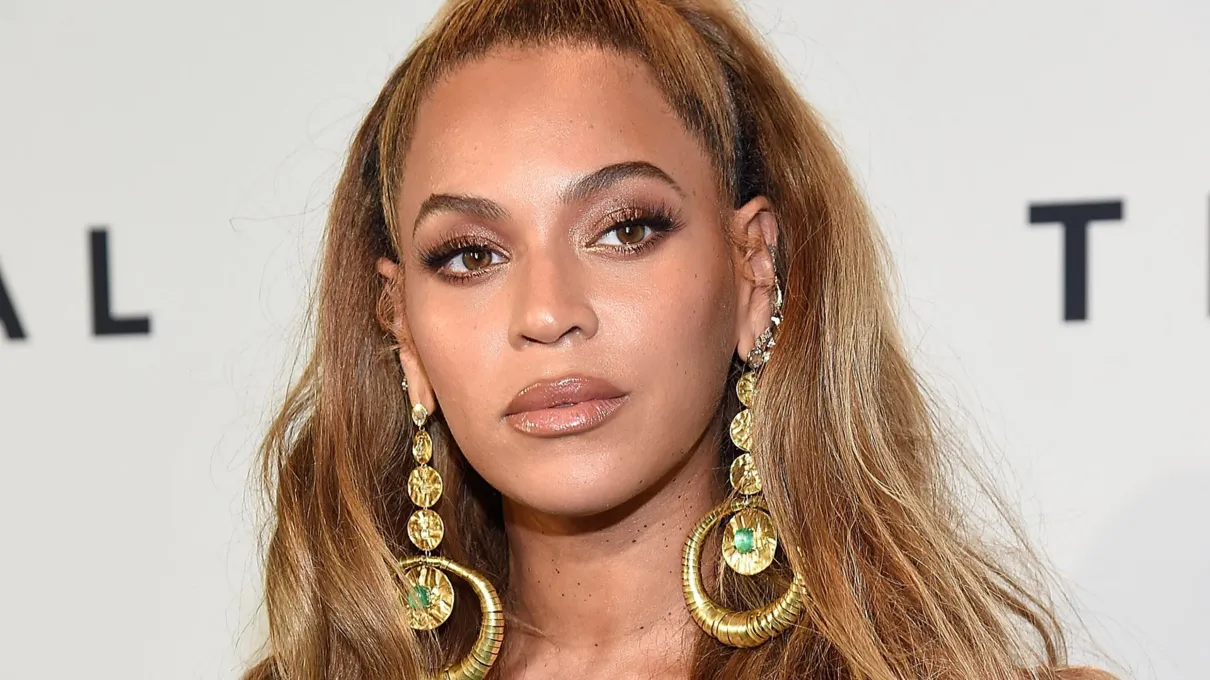 Beyoncé fala sobre as mudanças em sua vida após sofrer abortos