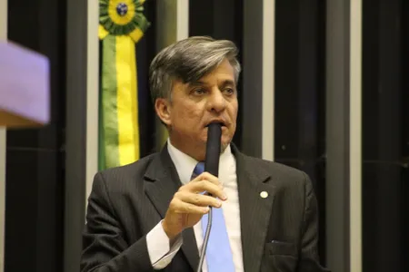 Conselho de Ética pede suspensão por seis meses do deputado Boca Aberta por gravação em hospital