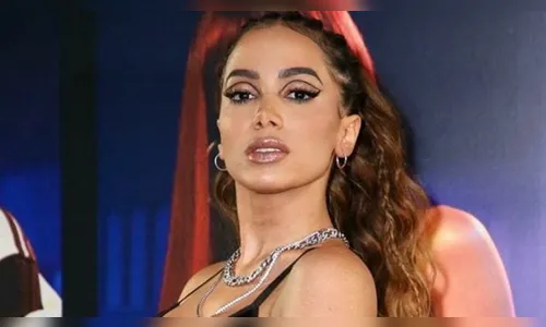 Solteira, Anitta diz: 