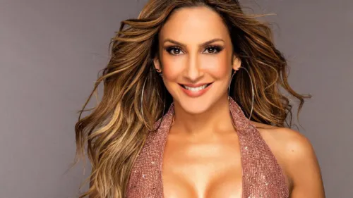 Claudia Leitte abandona coletiva após descobrir morte de músico