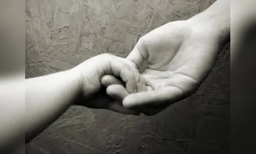 Criança que estaria vivendo em situação precária é resgatada em Maringá 