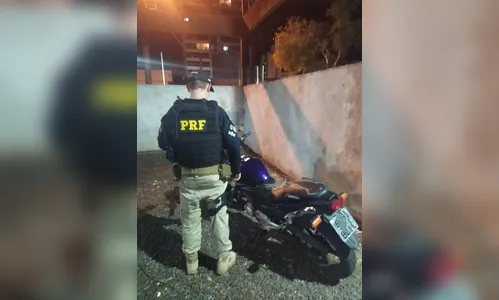 PRF recupera em Arapongas motocicleta roubada há cinco anos