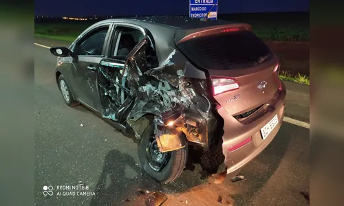 Acidente envolvendo carro e caminhão acontece na BR-369, em Arapongas