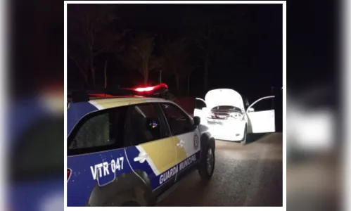 Guarda Municipal recupera carro roubado com placas clonadas, em Arapongas