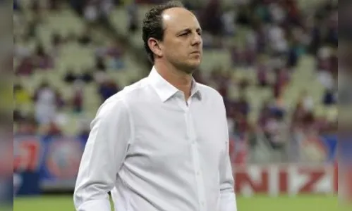 Na mira de outros times, Rogério Ceni renova contrato com o Fortaleza para 2020