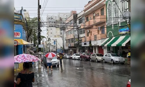 Mulher é encontrada morta e seminua dentro de casa no centro de Manaus