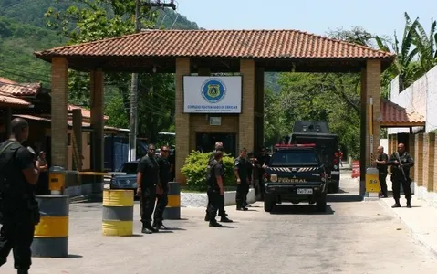 Ex-deputados soltos por engano já retornaram à prisão