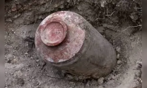 Bomba da 2ª Guerra faz cidade da Itália retirar 54 mil pessoas