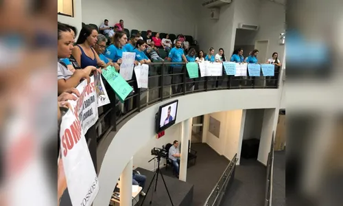 Vereadores aprovam em primeira discussão projeto que proíbe fogos com barulho em Arapongas