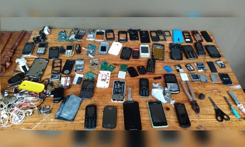 Polícia apreende mais de 40 celulares durante vistoria na cadeia de Ivaiporã