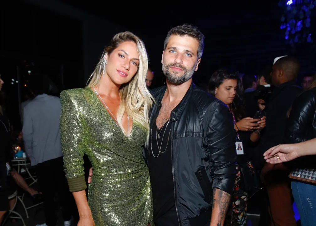 Giovanna Ewbank e Bruno Gagliasso anunciam gravidez: “A ficha ainda está caindo”