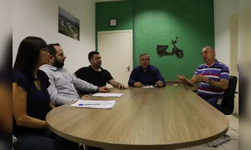 Arapongas divulga na sexta edital de concurso público com 69 cargos