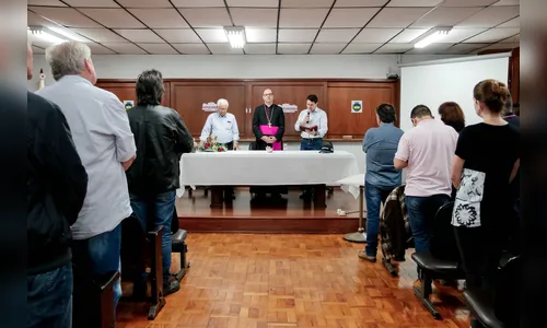Dom Carlos abençoa servidores da Prefeitura de Apucarana nesta quarta (18) 