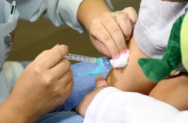 Saúde alerta para para vacinação contra febre amarela no período de férias